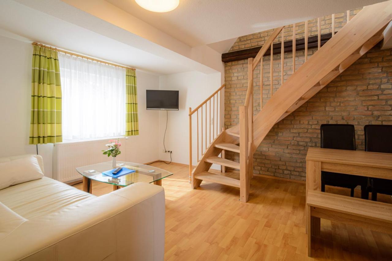 Hotel Zum Engel In Speyer - Roemerberg Berghausen  المظهر الخارجي الصورة