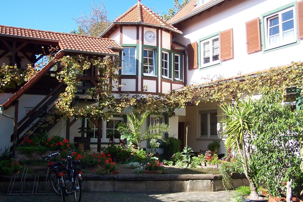 Hotel Zum Engel In Speyer - Roemerberg Berghausen  المظهر الخارجي الصورة