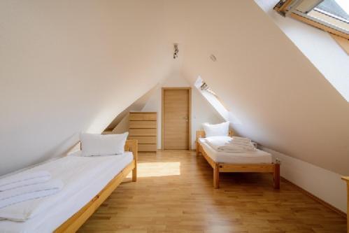 Hotel Zum Engel In Speyer - Roemerberg Berghausen  المظهر الخارجي الصورة
